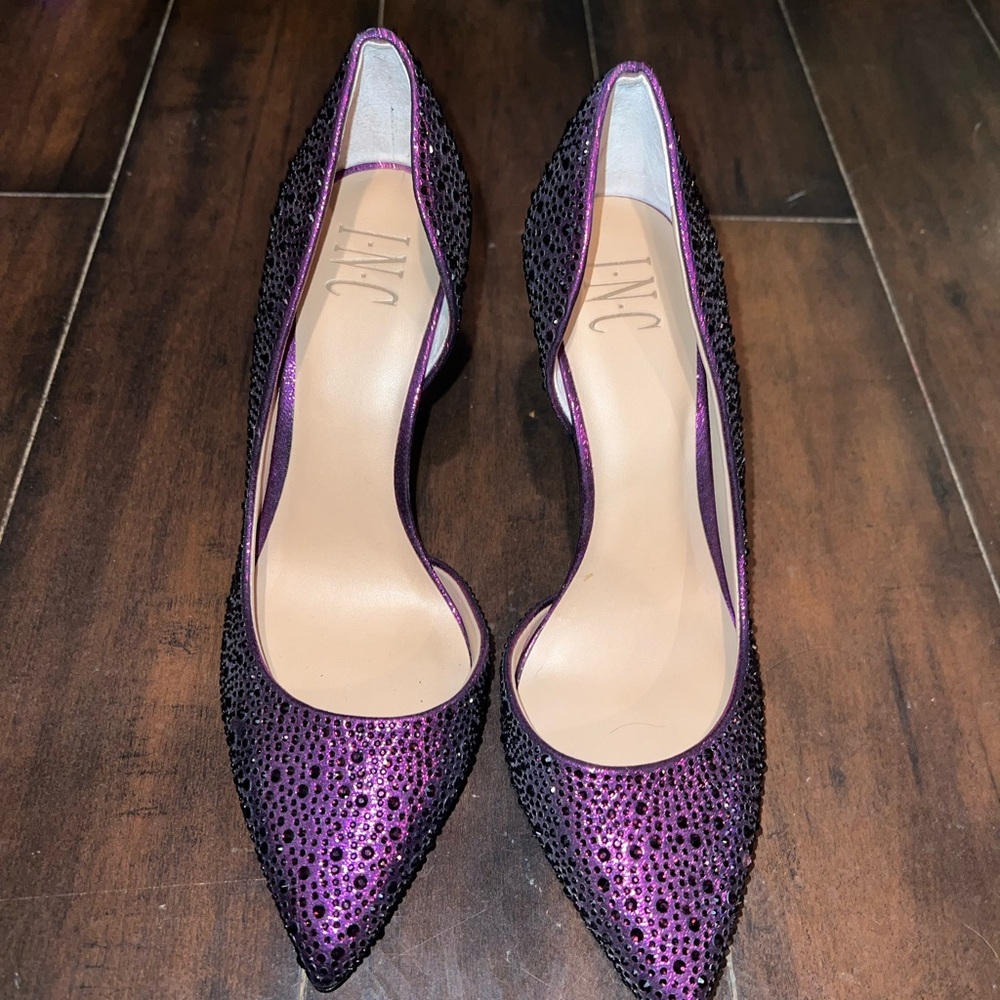 Purple glittery I.N.C heels